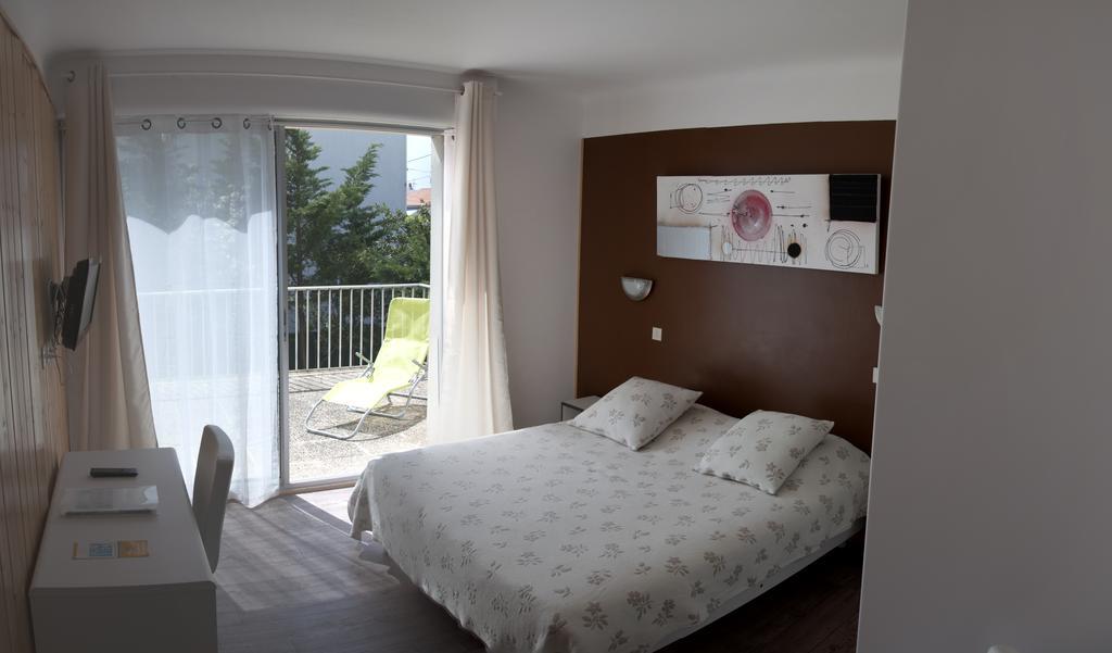 Le Pavillon Bleu Hotel Restaurant Royan Bilik gambar