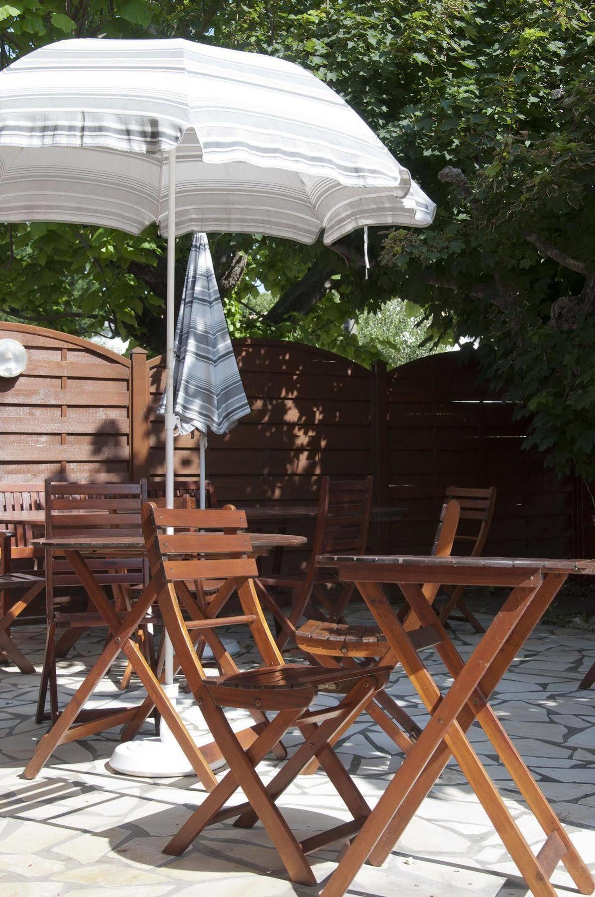 Le Pavillon Bleu Hotel Restaurant Royan Luaran gambar